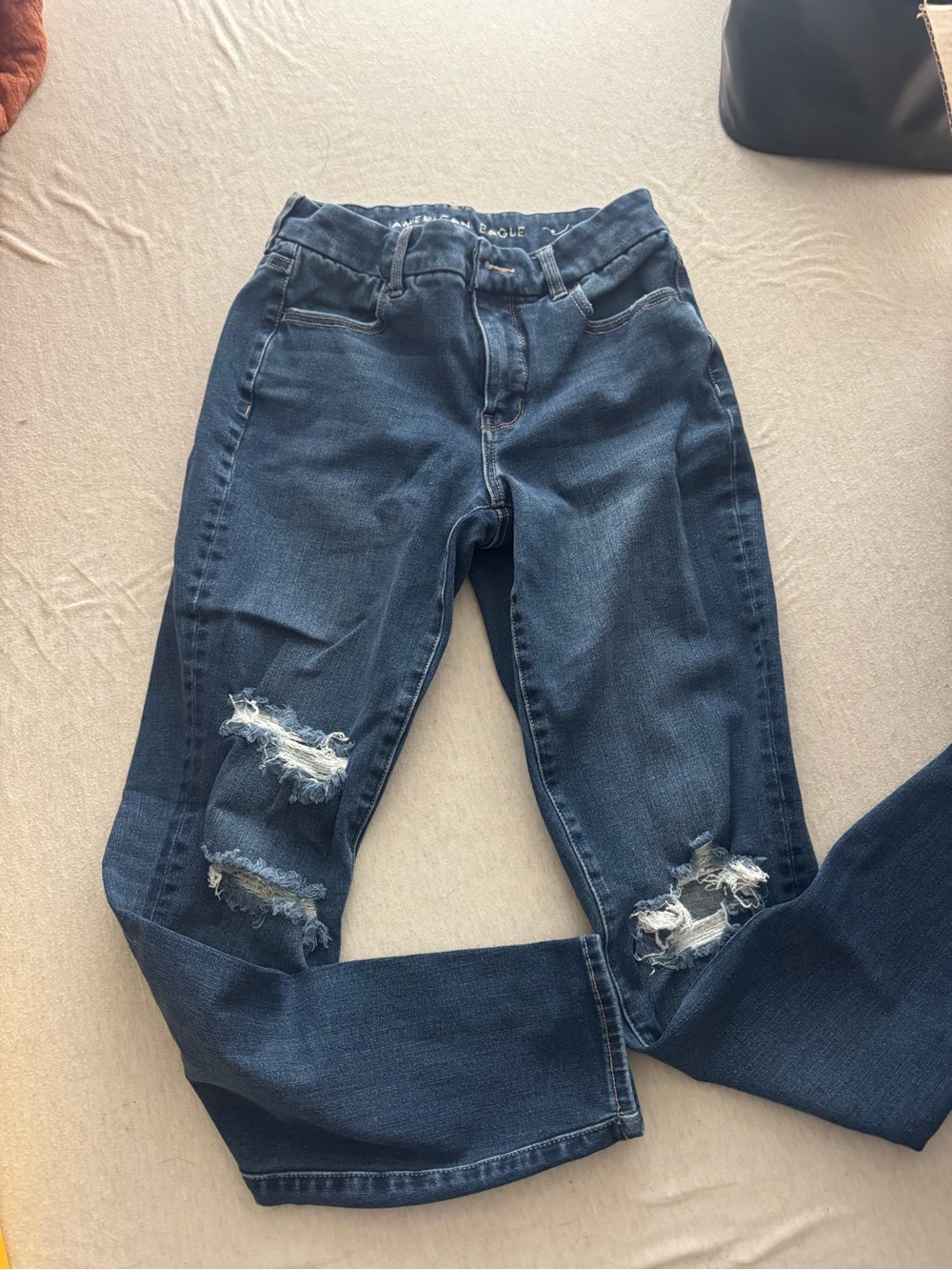 American Eagle Outfitters Women's Dark Blue Ripped Skinny Jeans